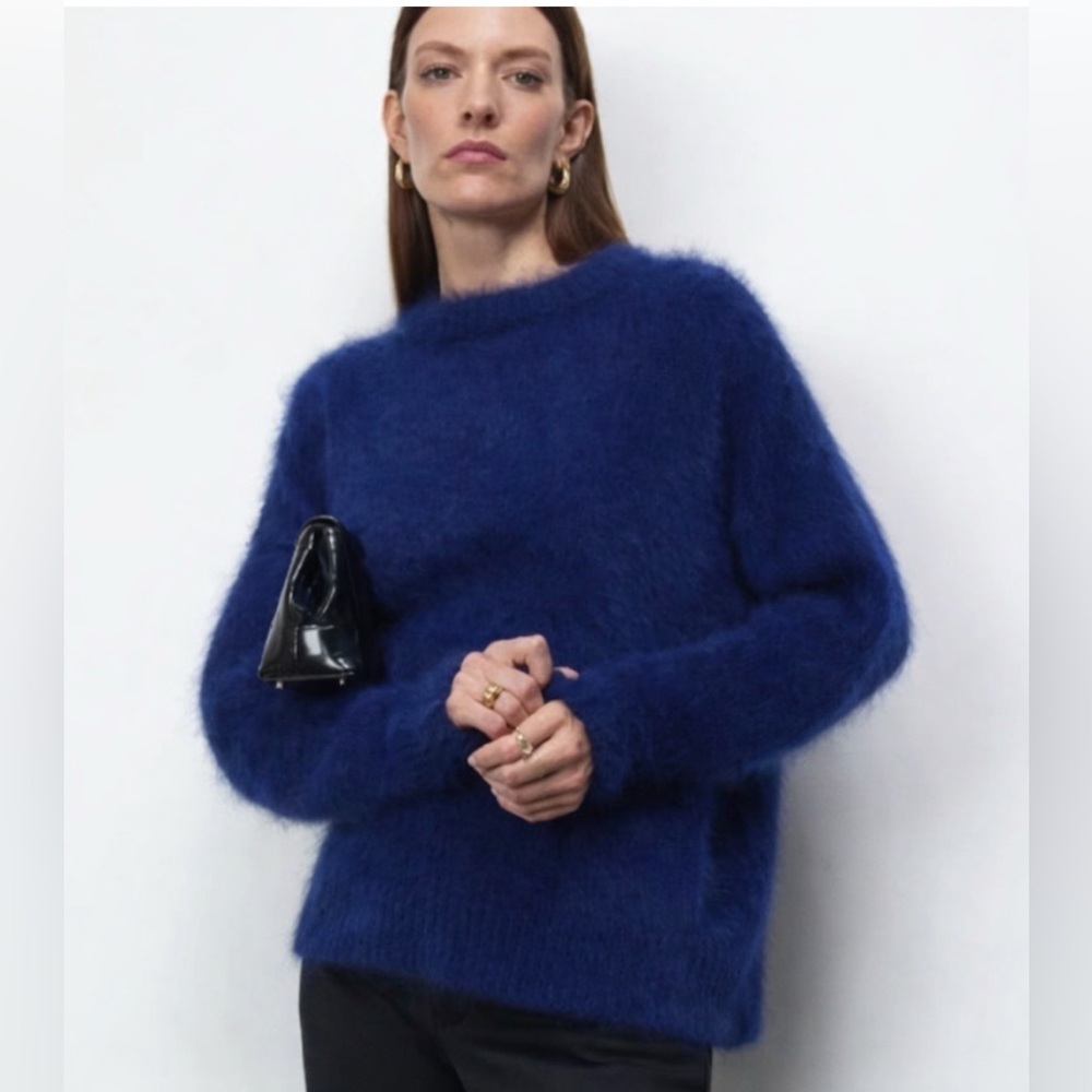 Goop G Label Oversized Angora Crew Sweater Size M Blue Minimalist Quiet Luxury